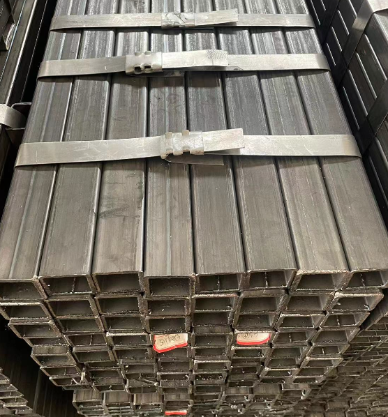 平顶山工业用梯子 镀锌管焊接梯子 铁梯子方管梯