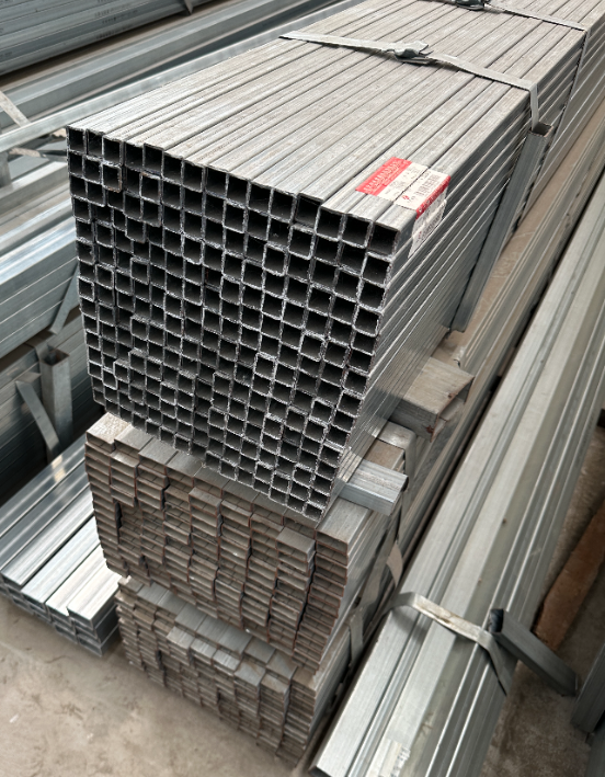 平顶山现货供应30*50*2镀锌方管50*80*3.0 20*20*1.5 20*40*2.0规格齐全